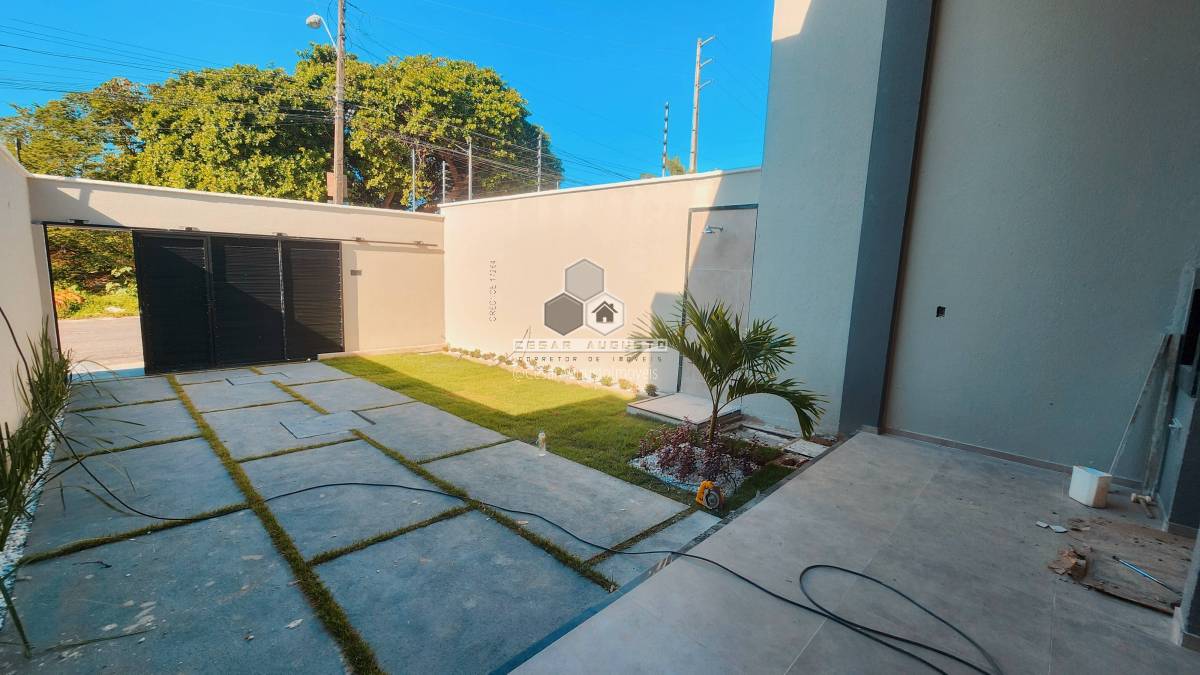 Casa à venda com 3 quartos, 110m² - Foto 2